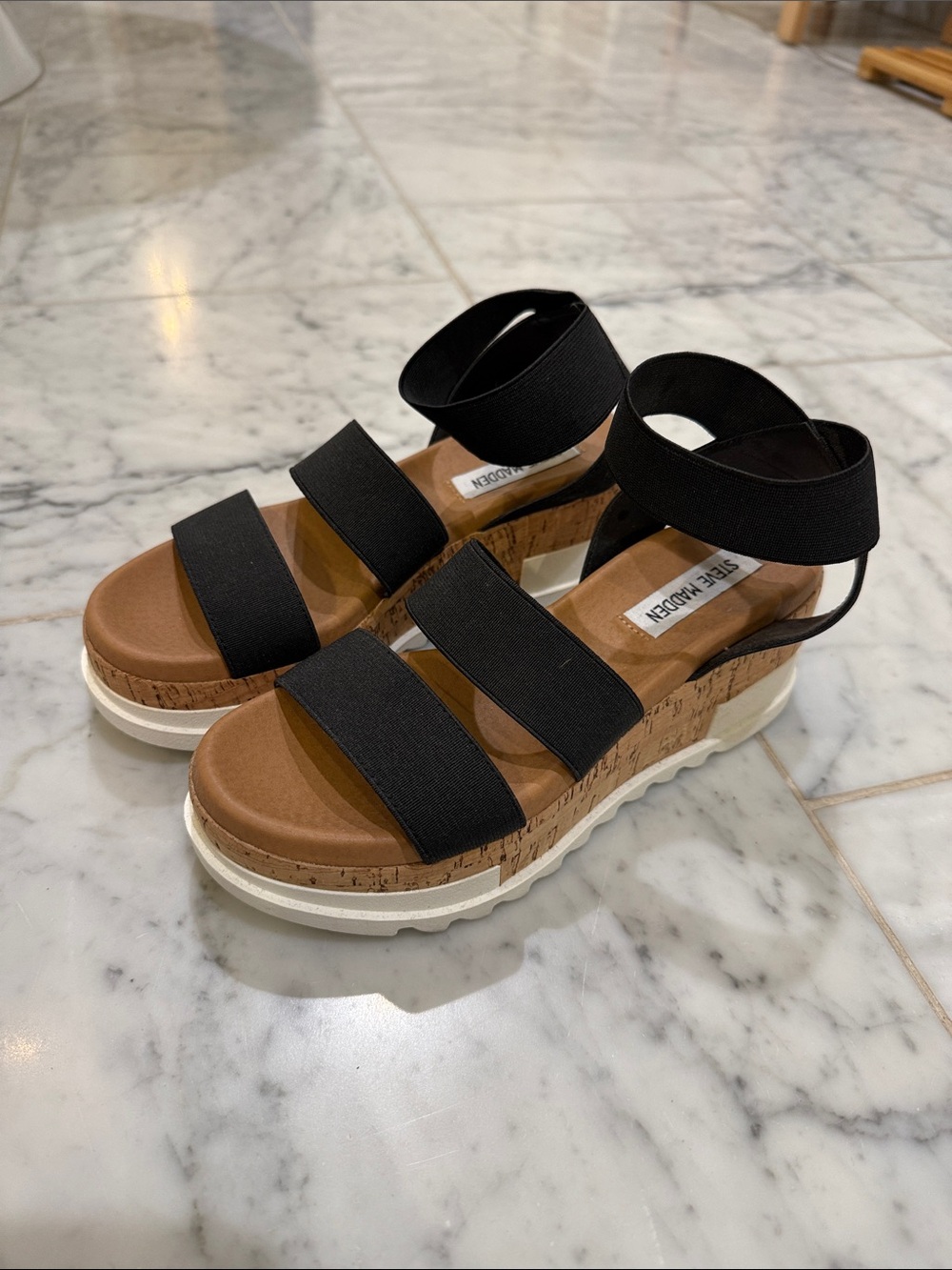 Steve Madden Bandi Elastic Flatform Sandal